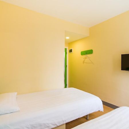 Hi Inn Shenyang Fengtian Street Экстерьер фото
