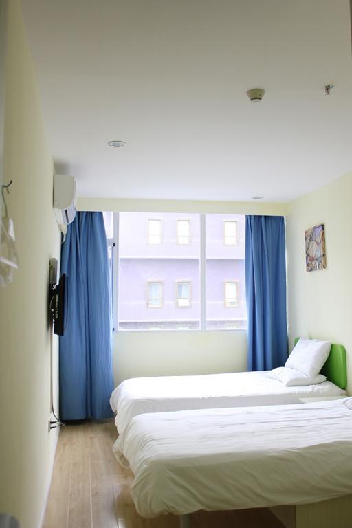 Hi Inn Shenyang Fengtian Street Номер фото